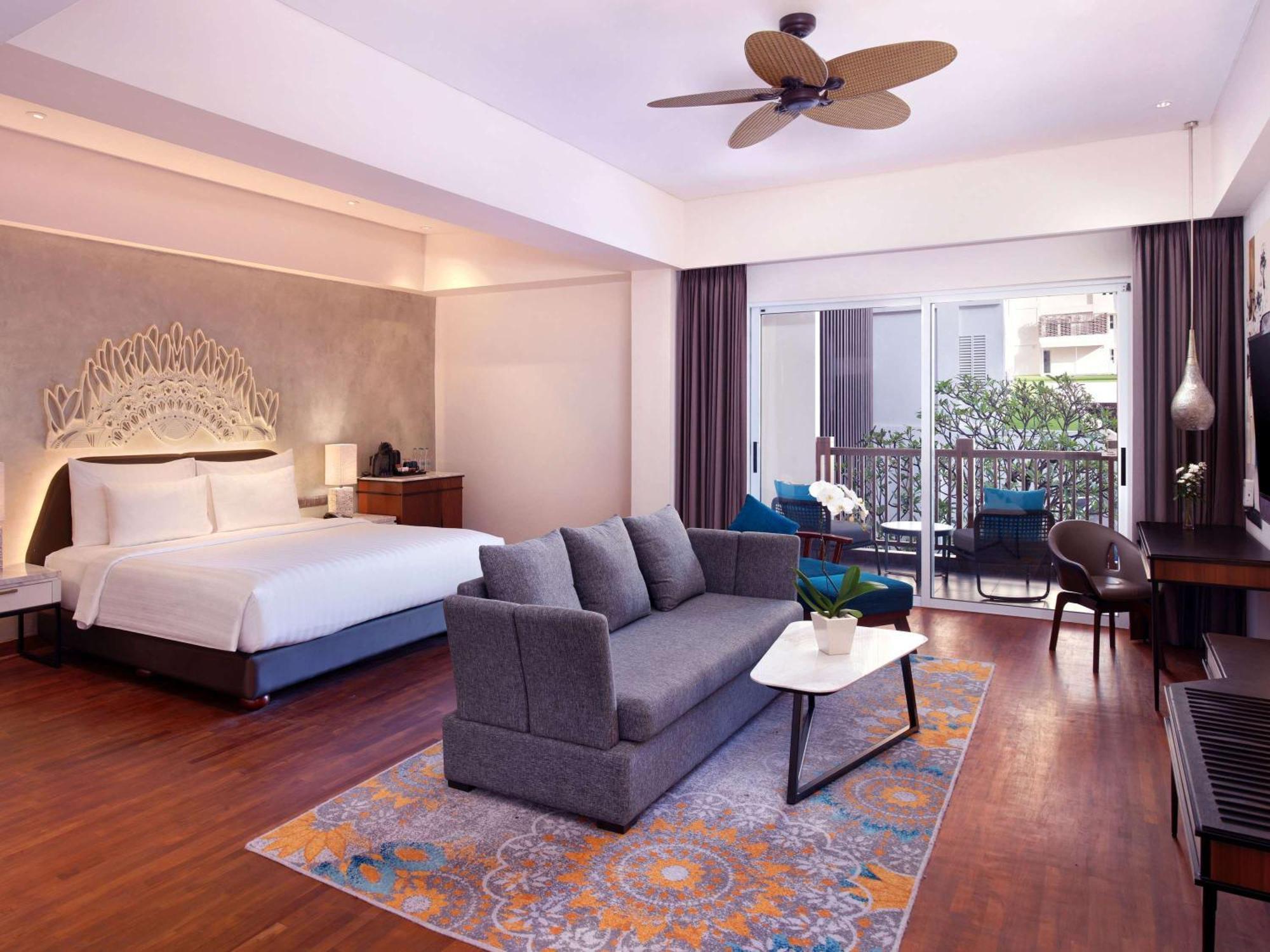 Grand Mercure Bali Seminyak מראה חיצוני תמונה Deluxe Suite